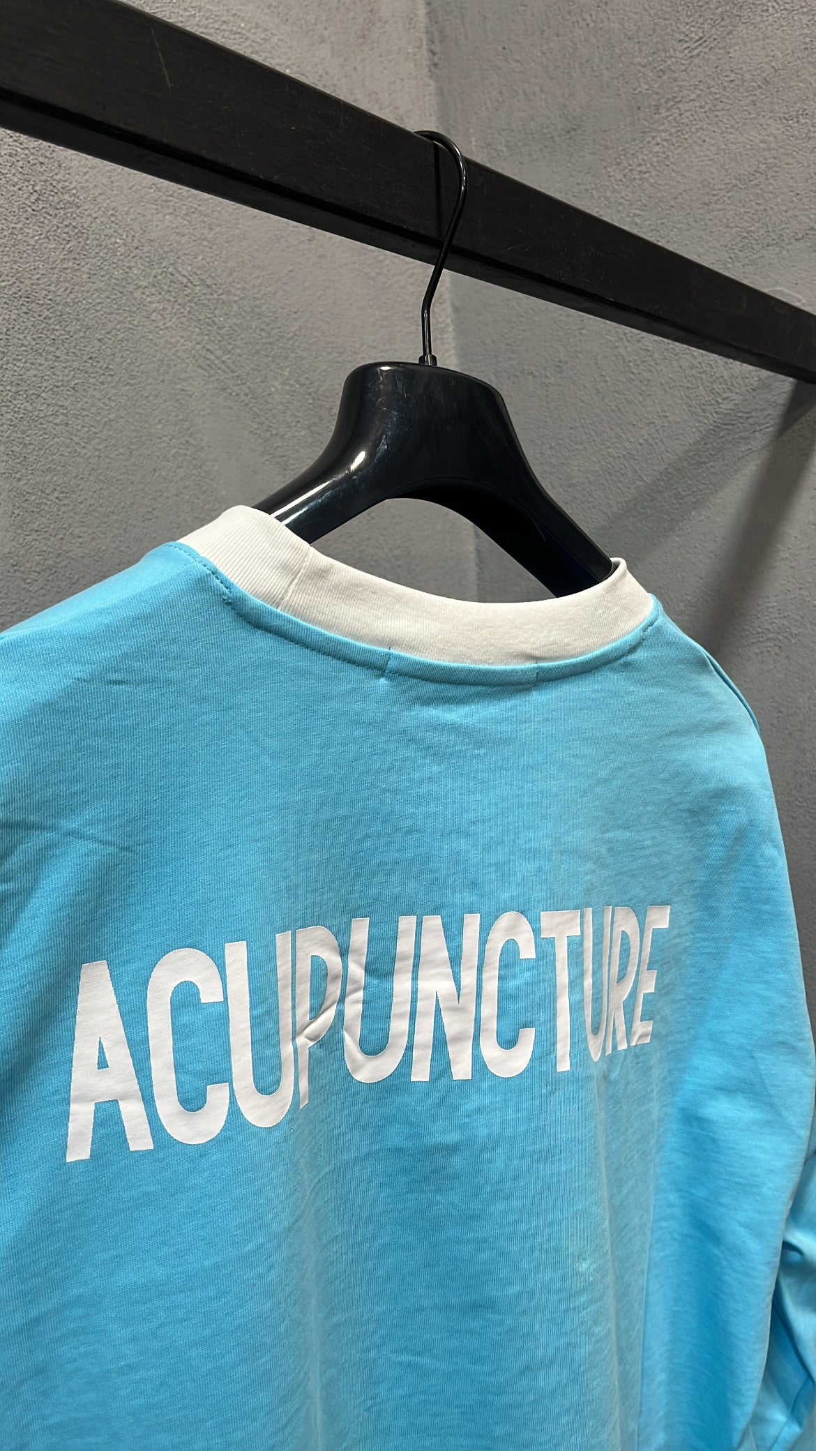 LONGSLEEVE ACUPUNCTURE